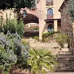 2000 - Rokkaria Hébergement de vacances Villasimius